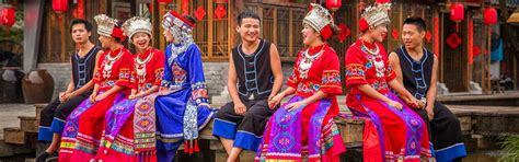 areas with large tibetan minority china